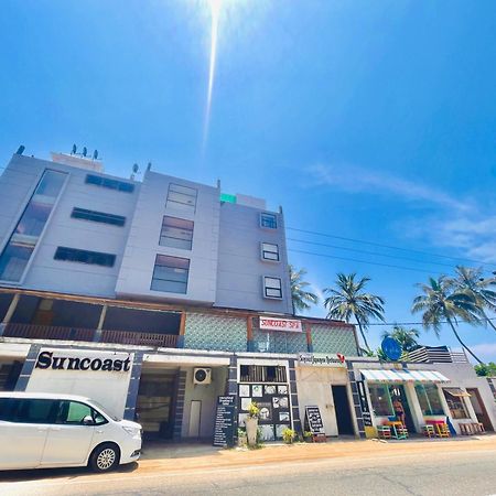 Suncoast Beach Hotel Mirissa Eksteriør billede