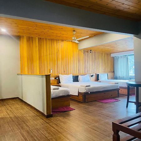 Suncoast Beach Hotel Mirissa Eksteriør billede